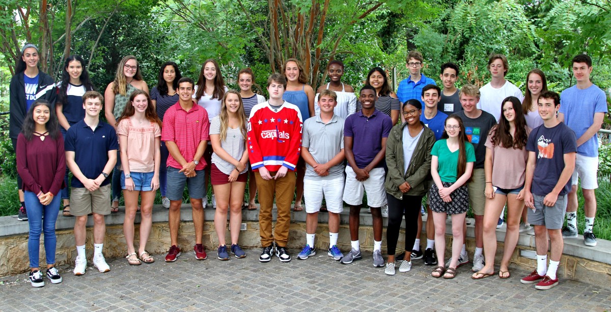 Class-Photo_LAYP2018-cropped-mid-1200x614 Class-Photo_LAYP2018-cropped-mid-1200x614
